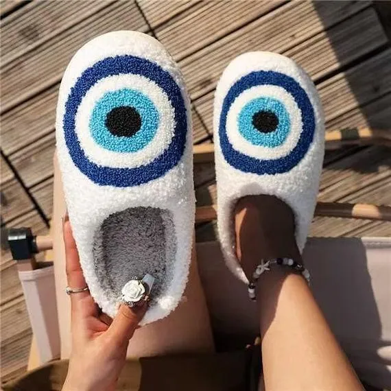 Cosy Smiley Face Slipper Comfortable Slippers Funny Slippers Unique Gift Idea Fun and Comfy Slip-Ons