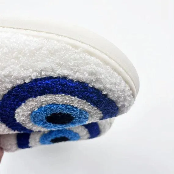 Cosy Smiley Face Slipper Comfortable Slippers Funny Slippers Unique Gift Idea Fun and Comfy Slip-Ons