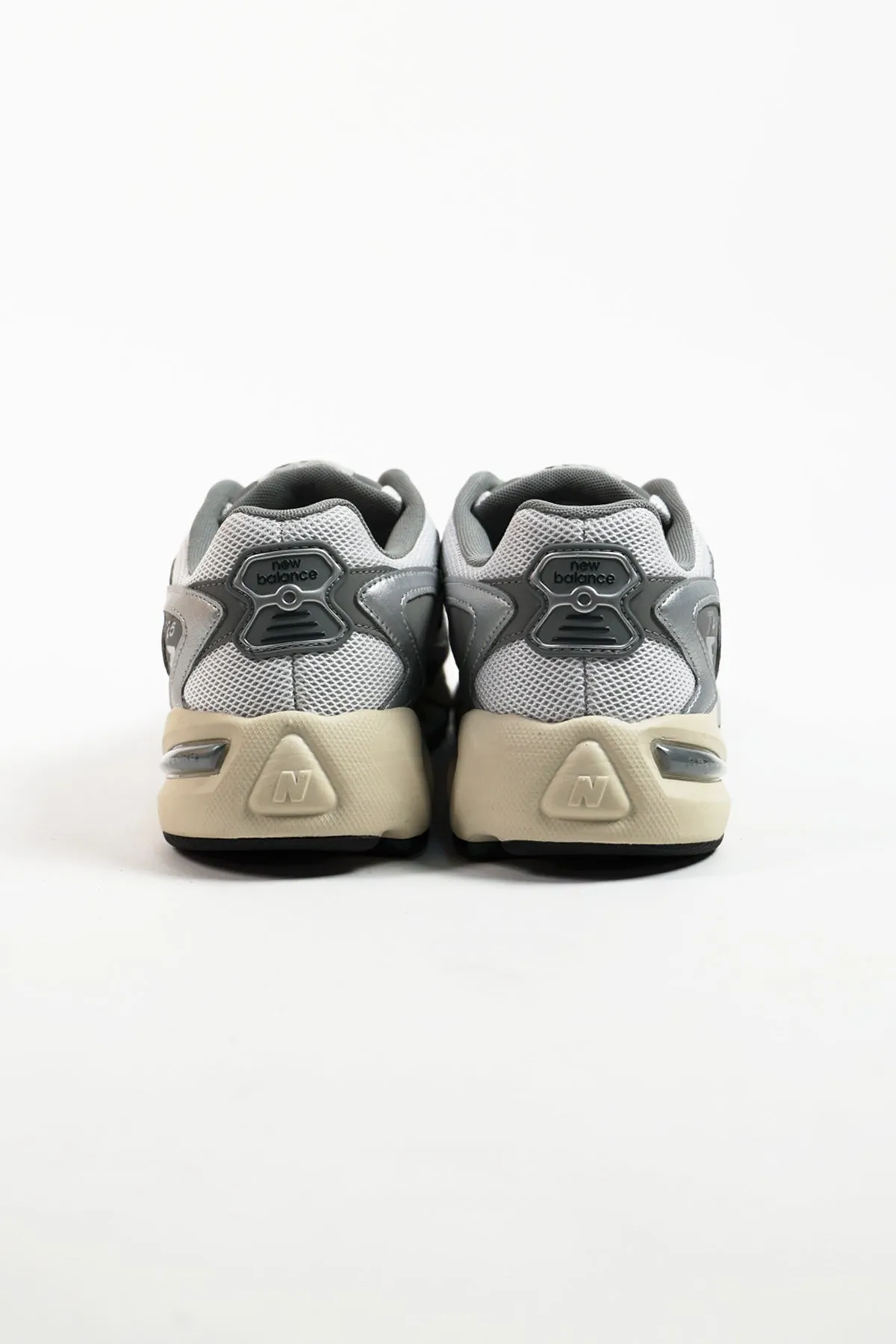 ML725V1 - White/Grey