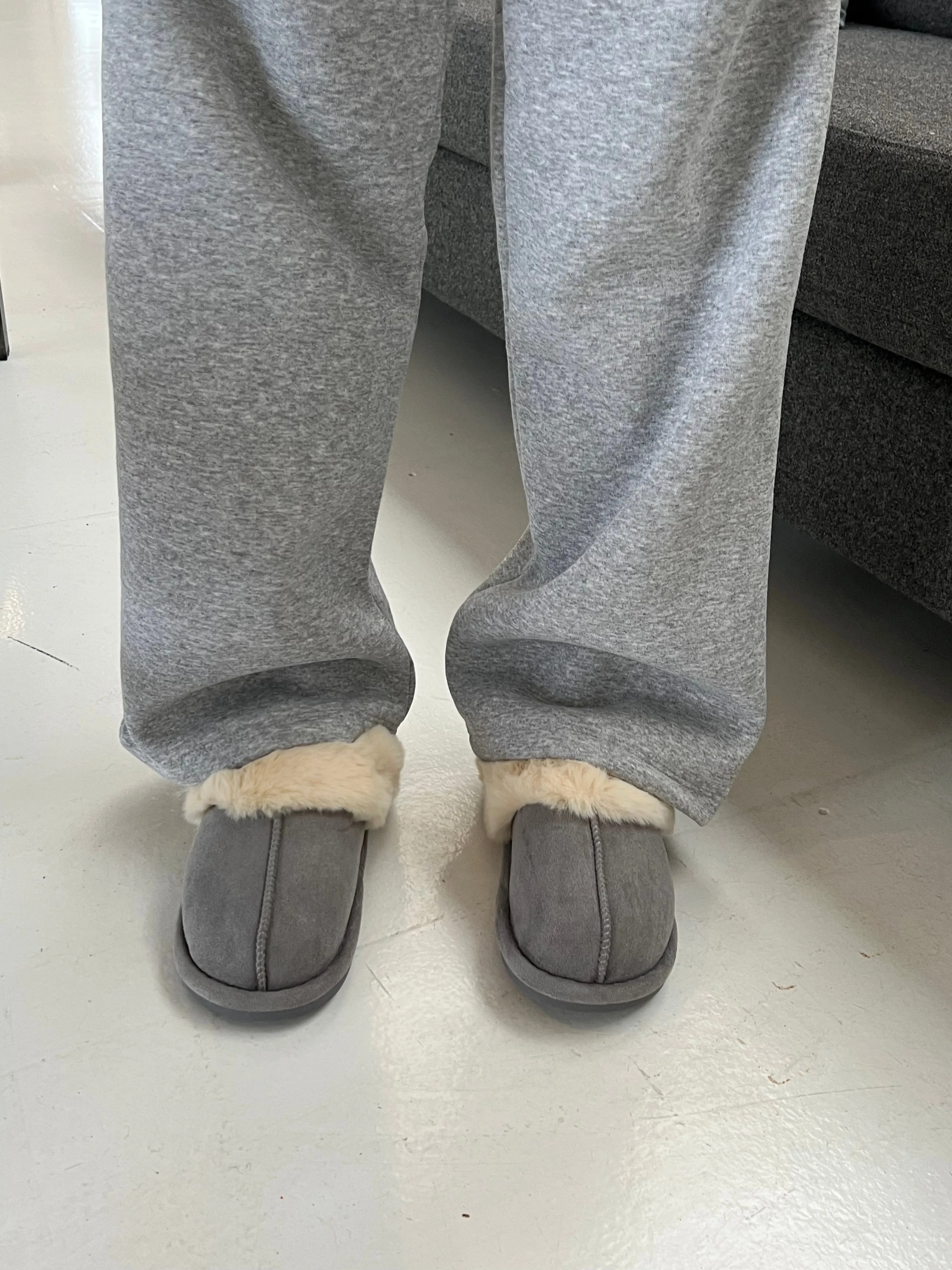 Moroni slippers - Grey