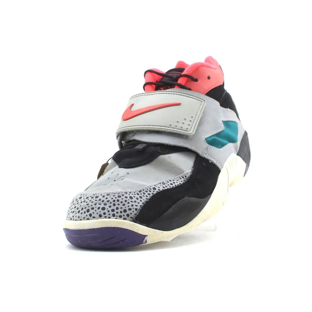 NIKE AIR DIAMOND TURF