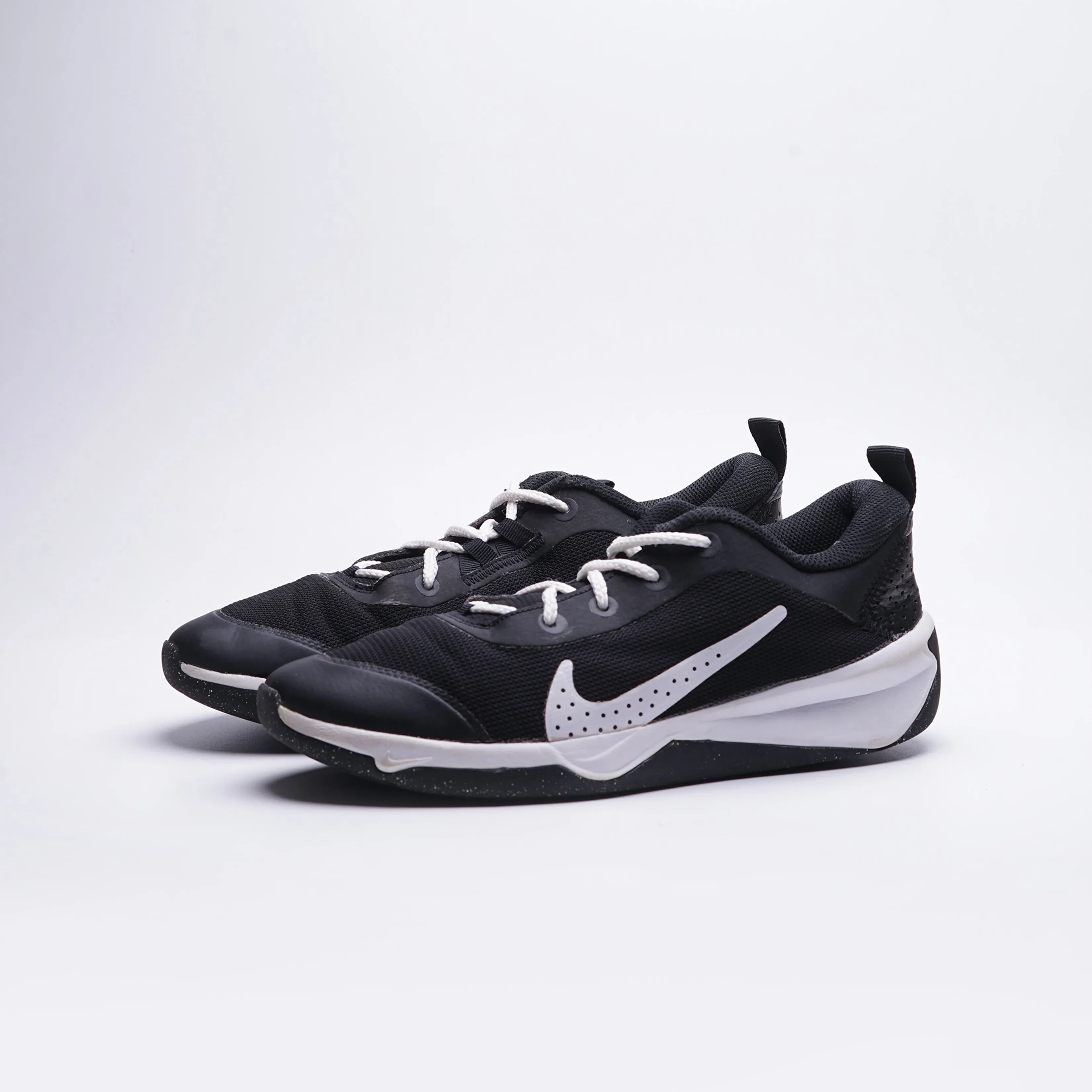 Nike Omni Multi Court Women Sneaker