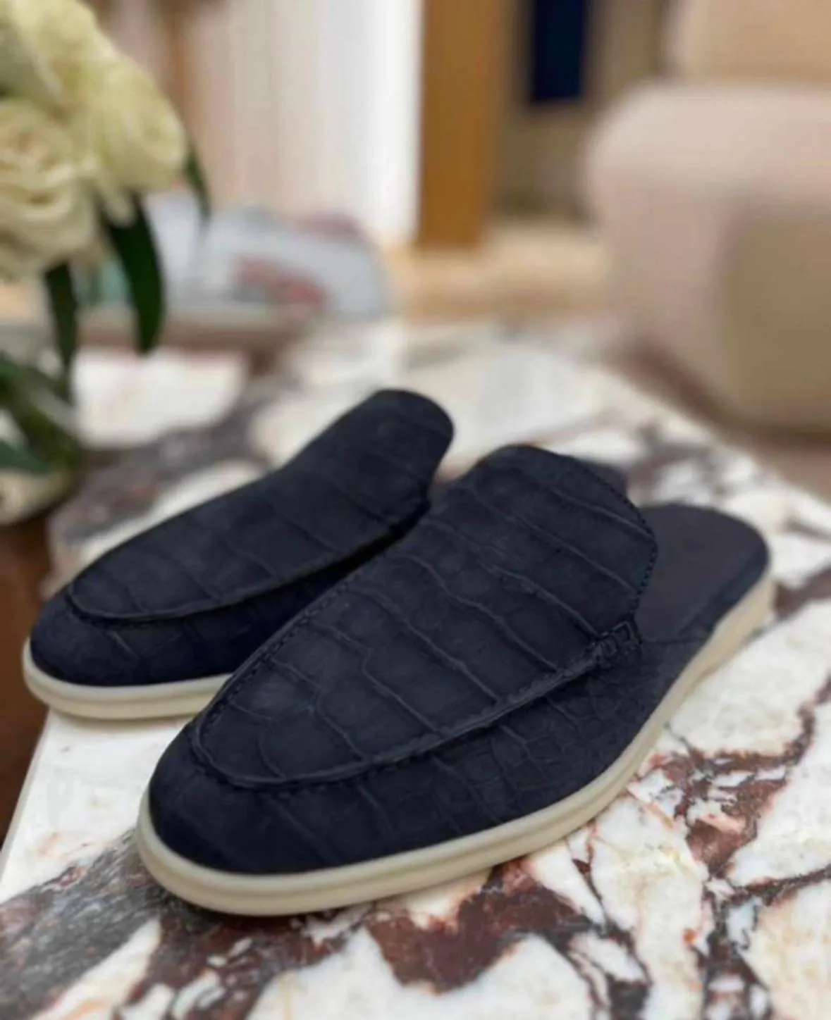 Nubuck Crocodile Leather Slippers ,Men's Crocodile Leather Slippers Very Comfortable