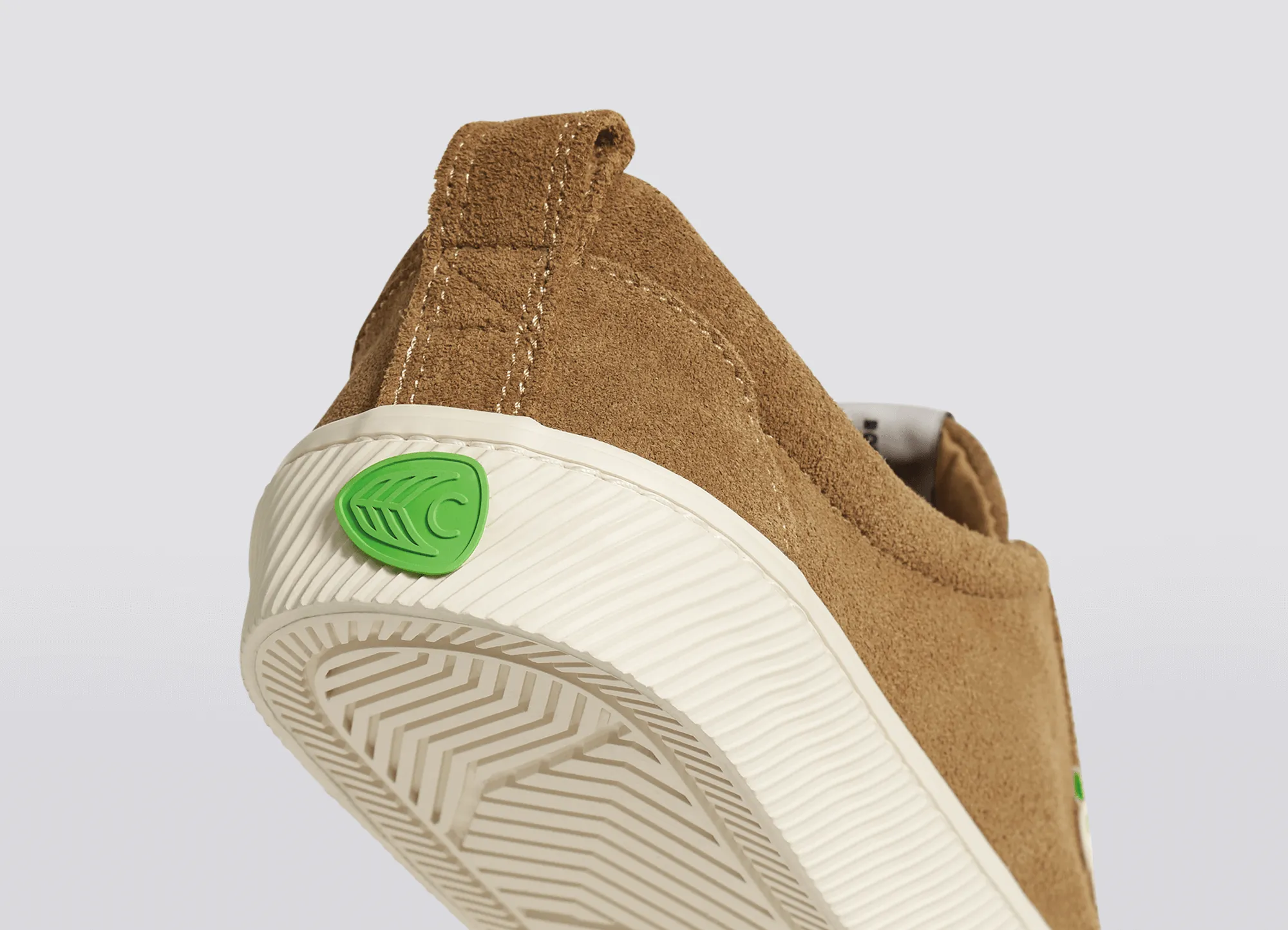 OCA Low Camel Suede Sneaker Men