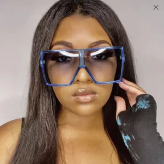Women Oversized Rectangular Sunglasses / Square Retro Shades